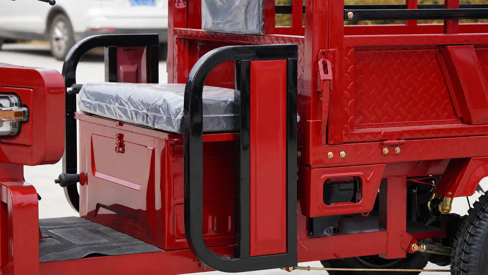1200W Heavy-Duty Electric Cargo Tricycle with Reinforced Steel Cargo Box 1200W Heavy-Duty Electric Cargo Tricycle with Reinforced Steel Cargo Box