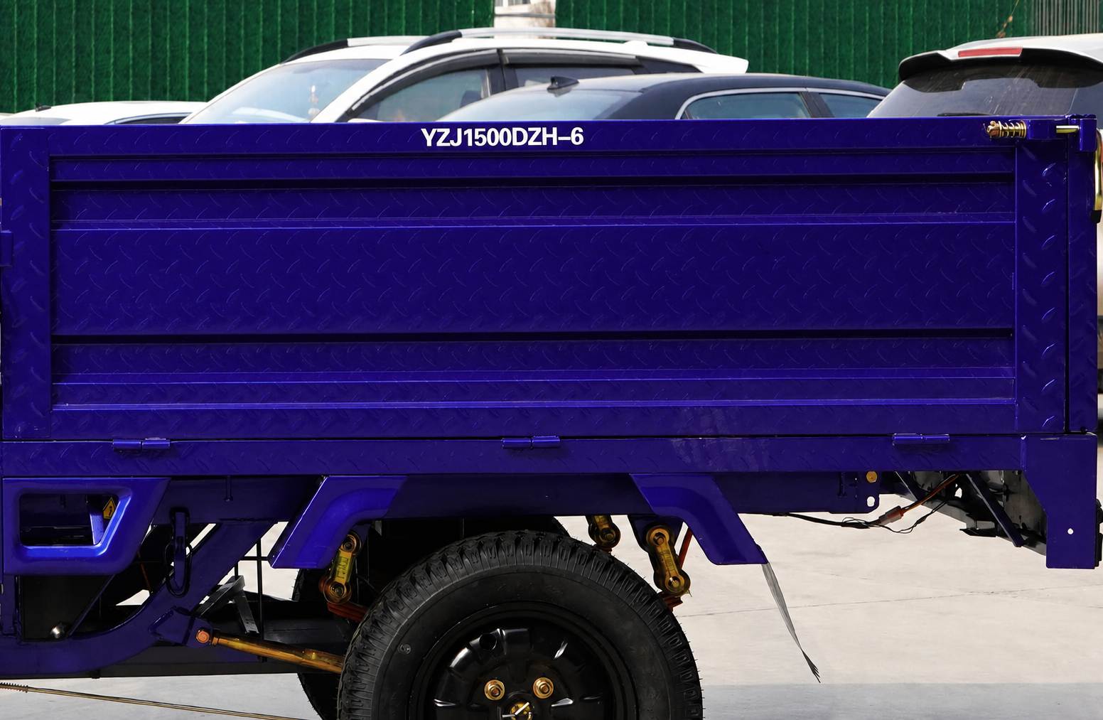 Customized Big Power Agricultural Electric Cargo Tricycle | Closed Cab High Load Trike Factory Whole Customized Big Power Agricultural Electric Cargo Tricycle | Closed Cab High Load Trike Factory Whole