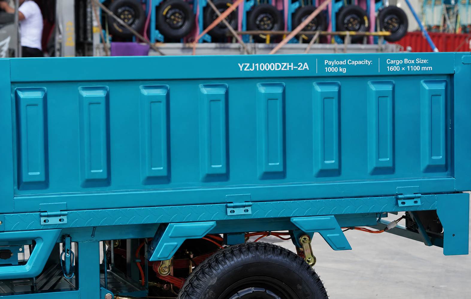 Electric Cargo Tricycle | 1200W Heavy-Duty Three-Wheel Utility Vehicle | Hydraulic Dump Electric Cargo Tricycle | 1200W Heavy-Duty Three-Wheel Utility Vehicle | Hydraulic Dump