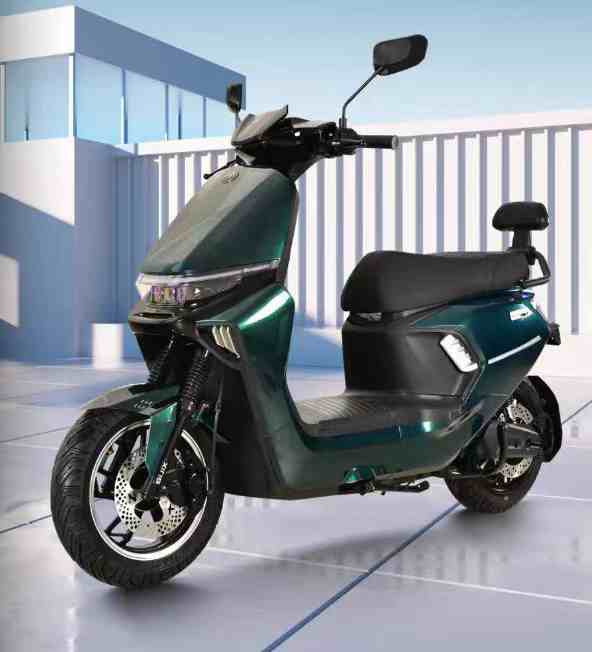 Minimalist Step-Through Electric Scooter with Brushless Motor, LED Headlight